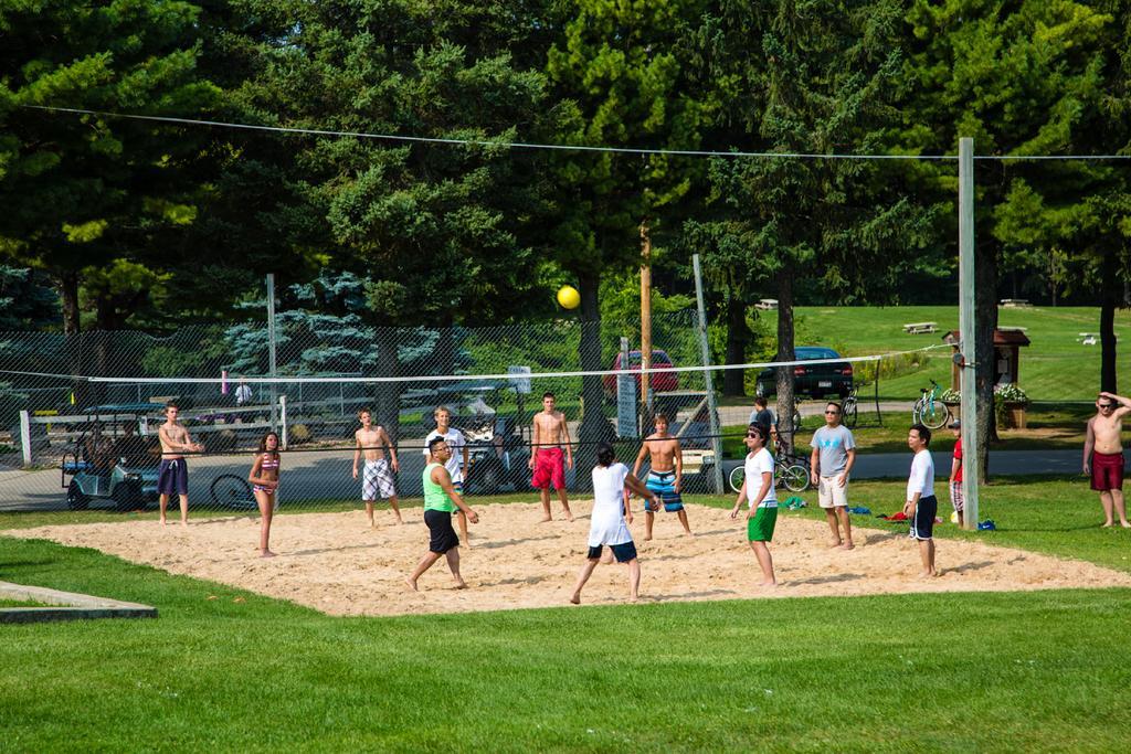Plymouth Rock Camping Resort Basic Cabin Elkhart Lake 외부 사진